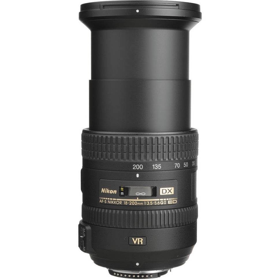 Nikon AF-S DX 18-200 мм f/3.5-5.6G VR II IF-ED